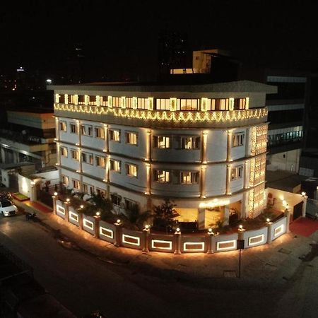 The Royal Palace Hotel 400703 نافي مومباي المظهر الخارجي الصورة